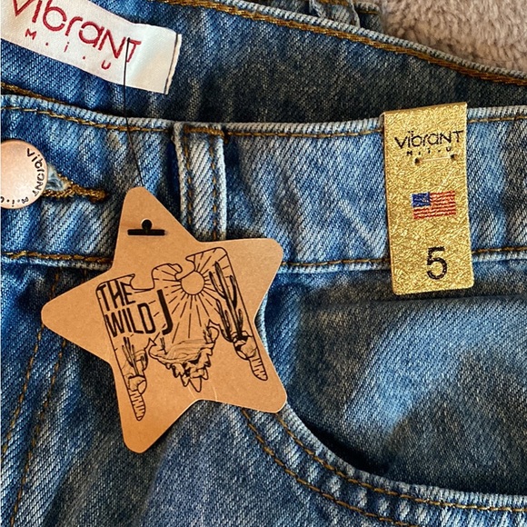 Wide Leg Jeans - Picture 3 of 3